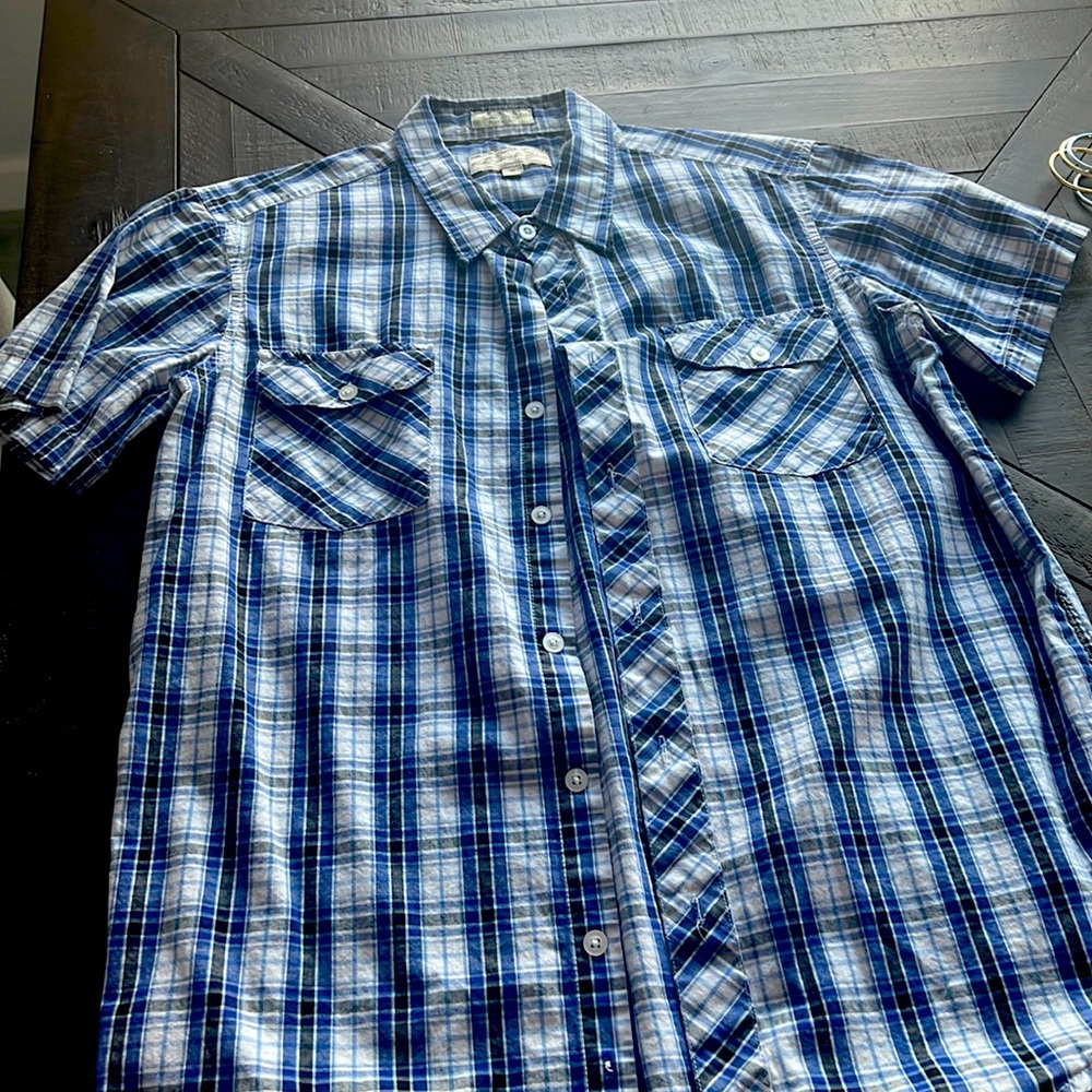 Eighty-Eight Mens Short Sleeve Button Down